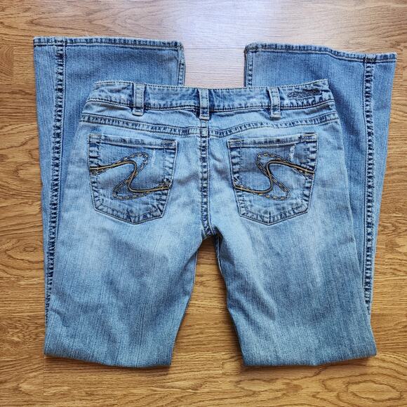 Silver Jeans Womens Size 31x33 Frances Distressed Patched Light Blue Low Rise - Picture 5 of 12